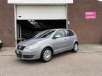 Volkswagen Polo 1.2-12V Comfortline | Airco| Cruisecontrol, Voorwielaandrijving, Stof, Metallic lak, 540 kg