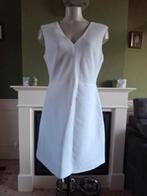 Caroll witte a lijn jurk mt 42, Kleding | Dames, Wit, Maat 42/44 (L), Zo goed als nieuw, Knielengte