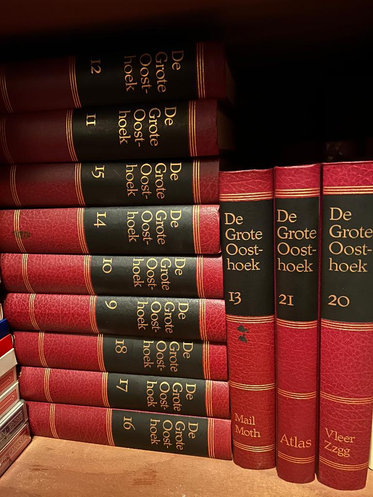 grote Oosthoek encyclopedie, Boeken, Ophalen, Zo goed als nieuw, Algemeen