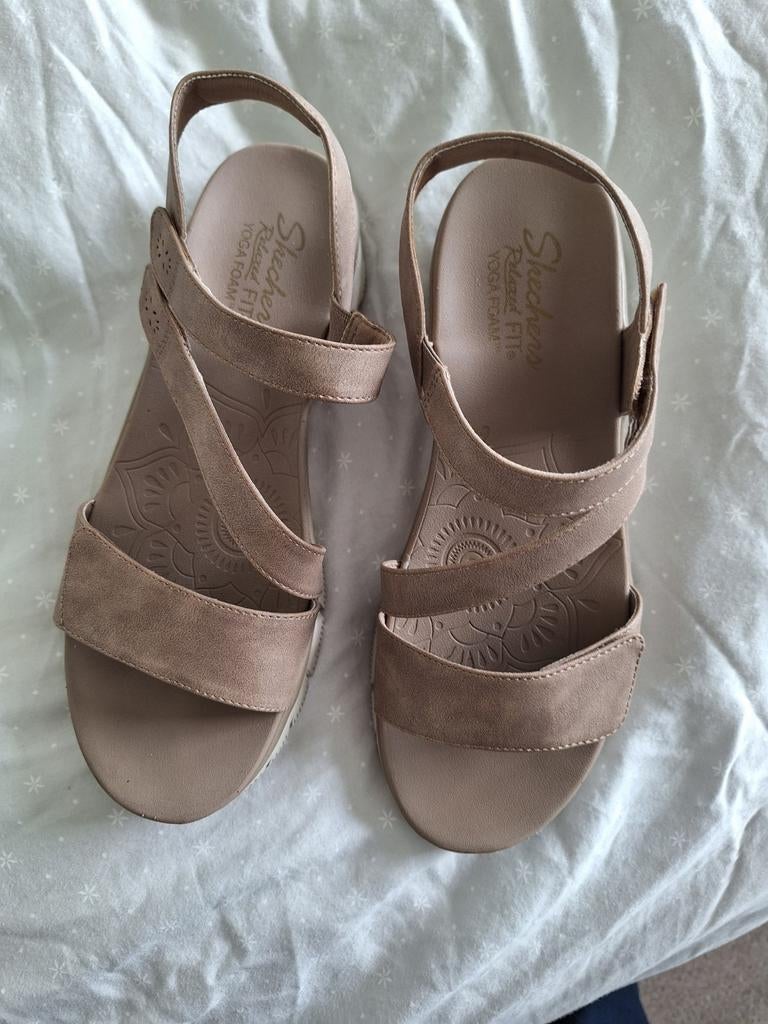 Nieuwe Skechers sandalen maat 41, Skechers, Ophalen of Verzenden, Nieuw