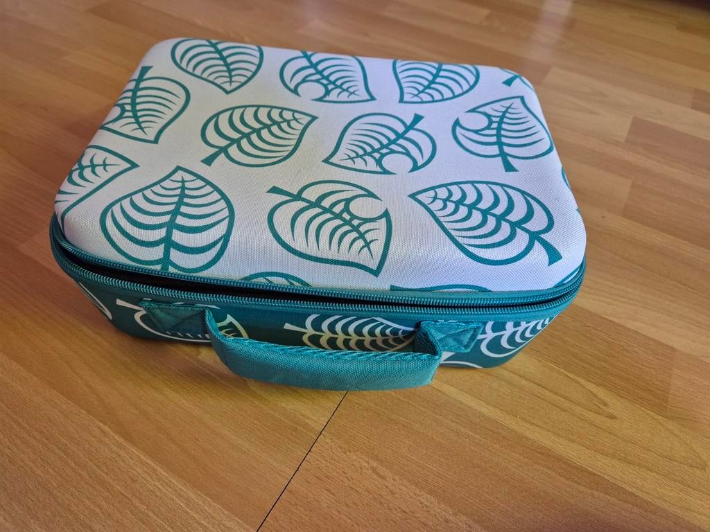 Nintendo Switch hoesje Animal Crossing, Hoesje, Nintendo, Zo goed als nieuw, Nintendo