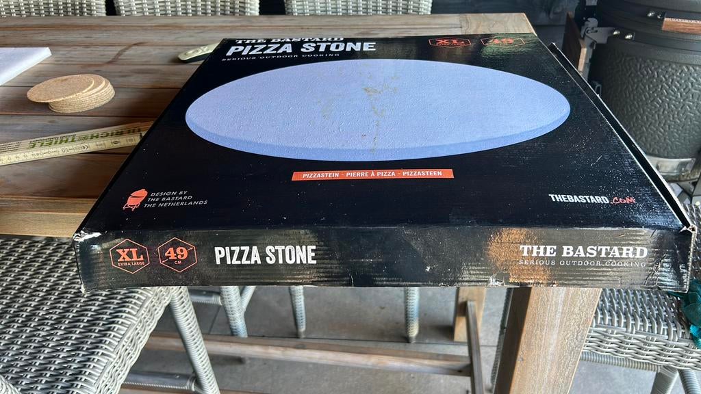 Pizza stone 49 cm voor the bastard bieden, Ophalen, Zo goed als nieuw