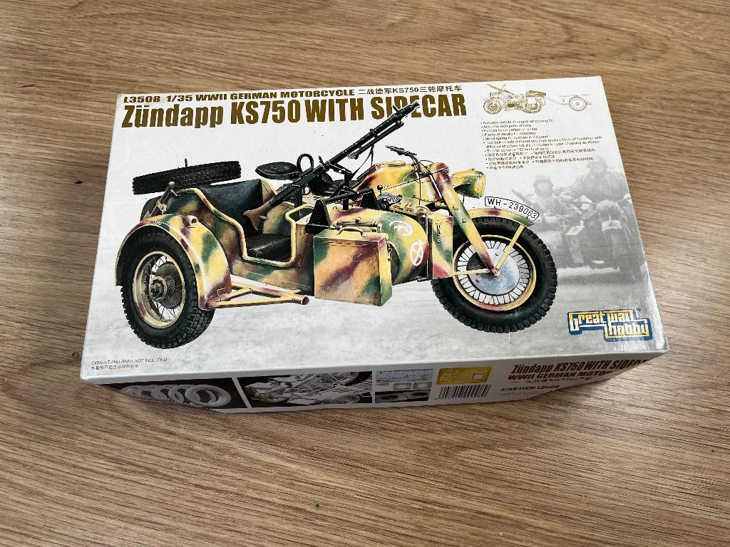 1/35 GWH Zündapp KS750, Overige merken, 1:32 tot 1:50, Overige typen, Ophalen of Verzenden