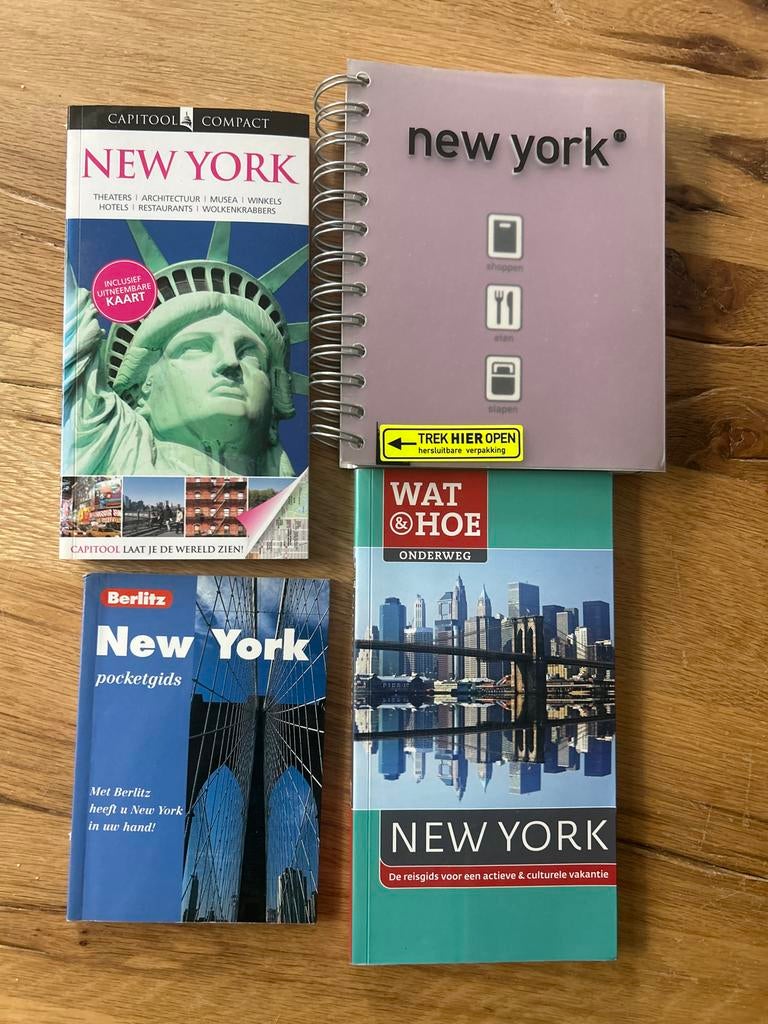 Reisgidsen New York: Capitool, Berlitz, Wat & Hoe, Capitool, Ophalen of Verzenden, Zo goed als nieuw, Reisgids of -boek