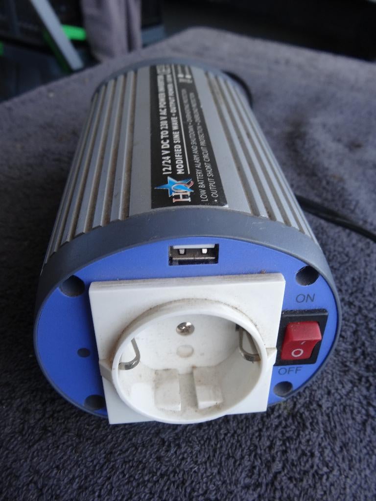 Nedis PIMS170012 Stroomomvormer Gemodificeerde Sinusgolf 12 V Dc - 230