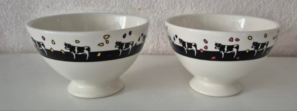 2 schaaltjes koe "royal boch", Ophalen of Verzenden, Zo goed als nieuw, Aardewerk