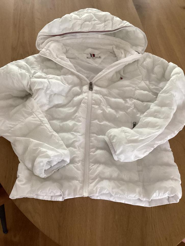 Zomerjas Tommy Hilfiger, Kleding | Heren, Jassen | Zomer, Zo goed als nieuw, Maat 46 (S) of kleiner, Wit, Ophalen of Verzenden