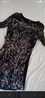 Mooie soepelvallende jurk van 10 Feet, maat M
Met zilverkleu, Kleding | Dames, Jurken, Maat 38/40 (M), Overige kleuren, 10 Feet