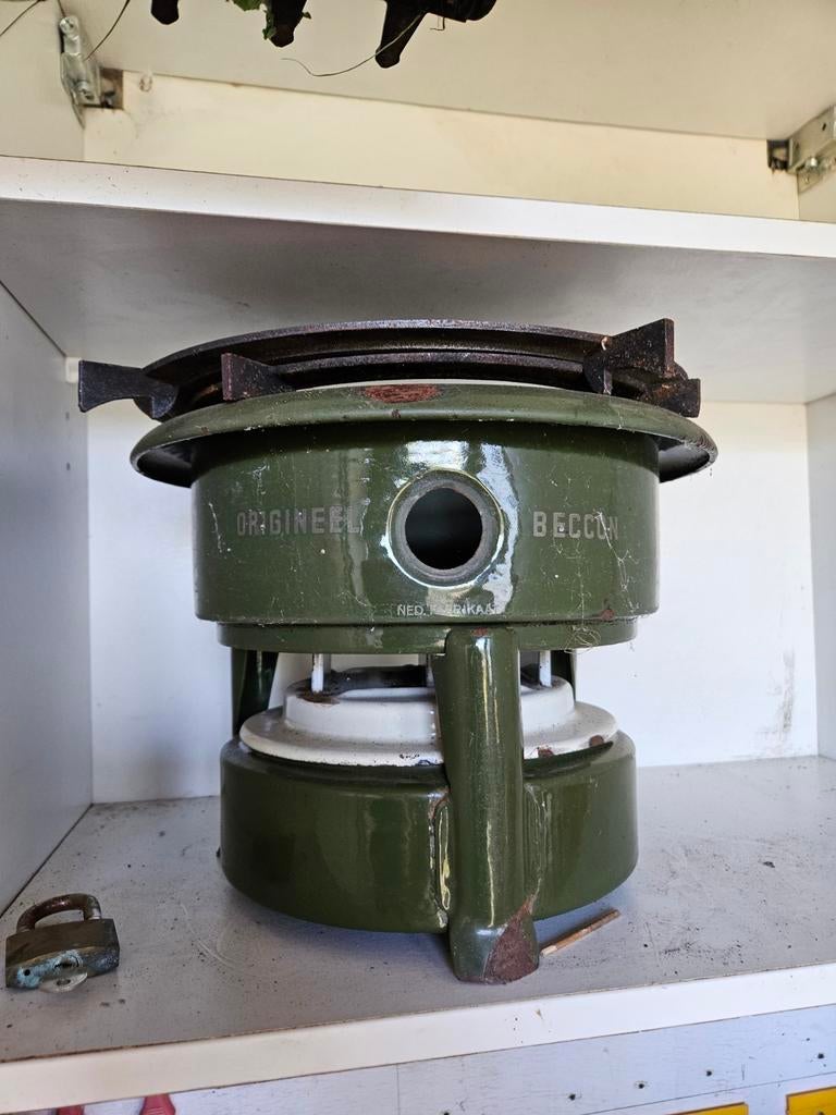 Vintage Beccun petroleumstel, Antiek en Kunst, Ophalen