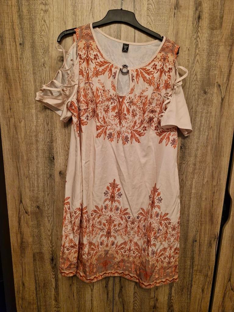 Jurk 2XL shein, Zwart, Maat 46/48 (XL) of groter, Ophalen of Verzenden, Zo goed als nieuw