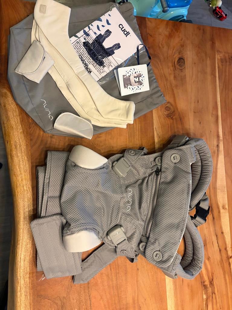 Nuna Cudl Draagzak - Nieuwstaat, Kinderen en Baby's, Babydragers en Draagdoeken, Nieuw, Buik, Rug of Zij, Draagzak, Ophalen