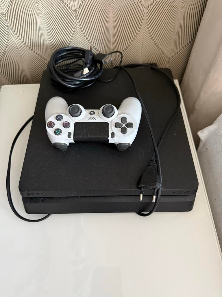 PlayStation 4 Slim met controller en kabels, Ophalen of Verzenden, Met 1 controller, Slim, 500 GB