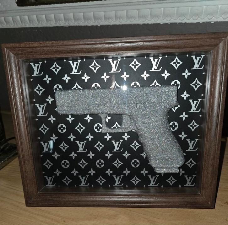 Schilderij pistool, Antiek en Kunst, Kunst | Schilderijen | Abstract, Ophalen