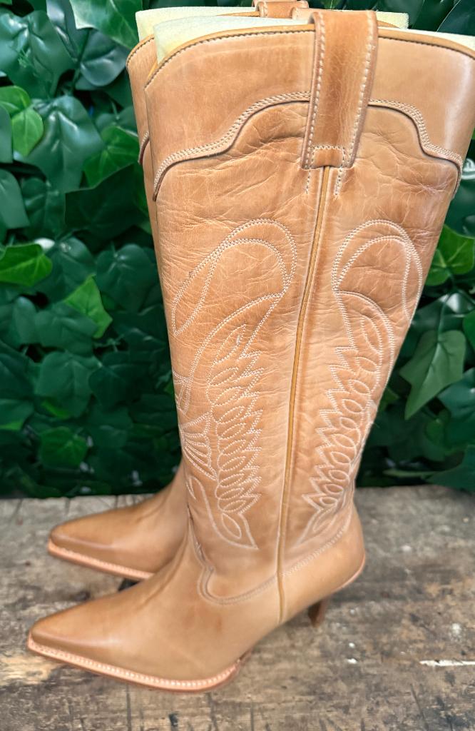 Nieuwe geweldig mooie sexy laarzen  van Sendra maat 39, Bruin, Nieuw, Ophalen of Verzenden, Sendra