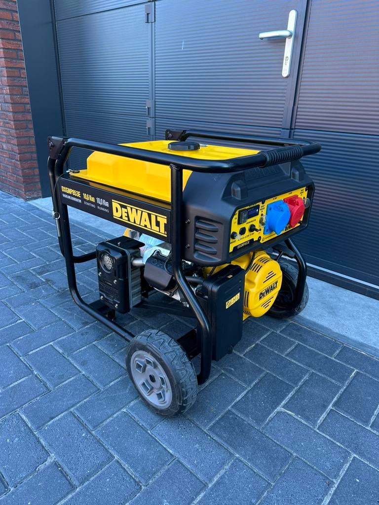 DEWALT DXGNP853E BENZINE GENERATOR 230V/400V – 10,6 kVA, Caravans en Kamperen, Ophalen, Zo goed als nieuw