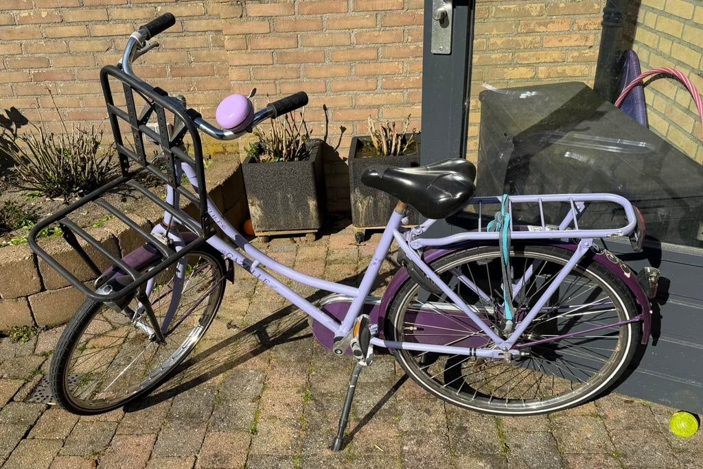 Meisjesfiets met rekje, Fietsen en Brommers, Fietsen | Meisjes, Ophalen, Gebruikt, 24 inch, Handrem