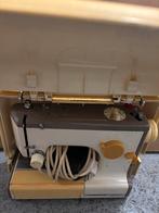 naaimachine Lewenstein met geel is nog over, Ophalen, Zo goed als nieuw, Lockmachine, Overige merken