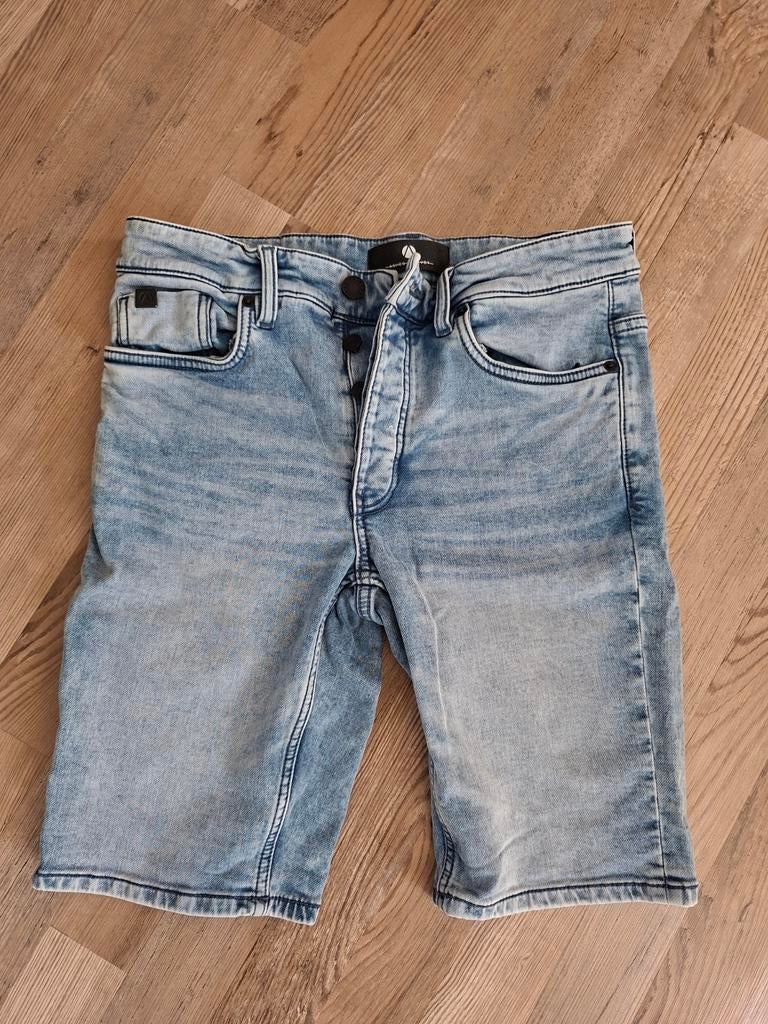 Ashes to Dust skinny jeans shorts maat M, Kleding | Heren, Spijkerbroeken en Jeans, Ophalen of Verzenden, Zo goed als nieuw, Blauw