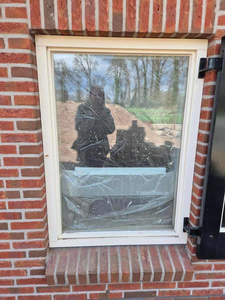 Raamkozijn met dubbel glas, Doe-het-zelf en Verbouw, Kozijnen en Schuifpuien, 75 tot 150 cm, Raamkozijn, Ophalen of Verzenden