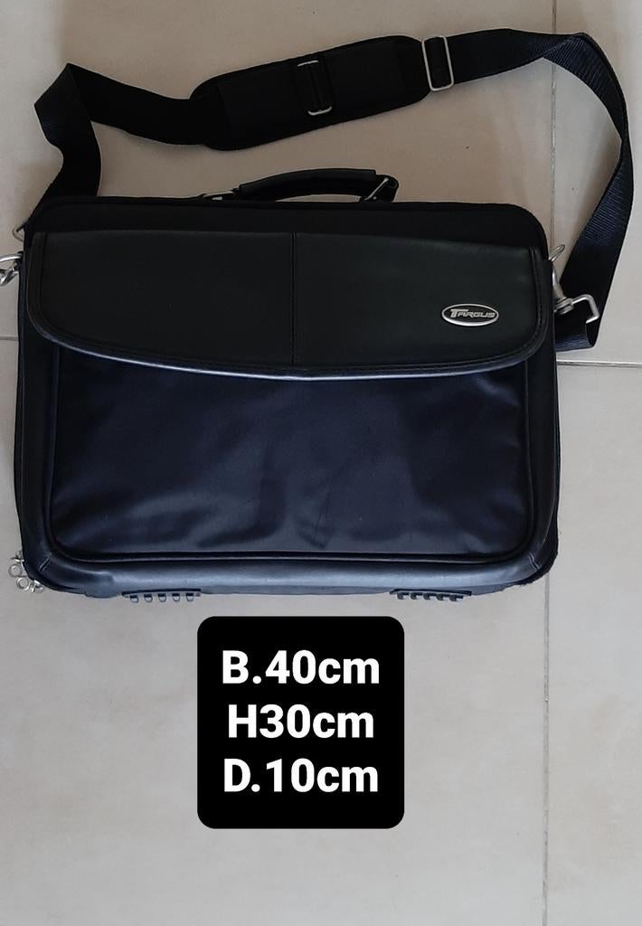 Targus laptoptas met schouderband - zo goed als nieuw, Computers en Software, Laptoptassen, 15 inch, Aktetas, Ophalen of Verzenden