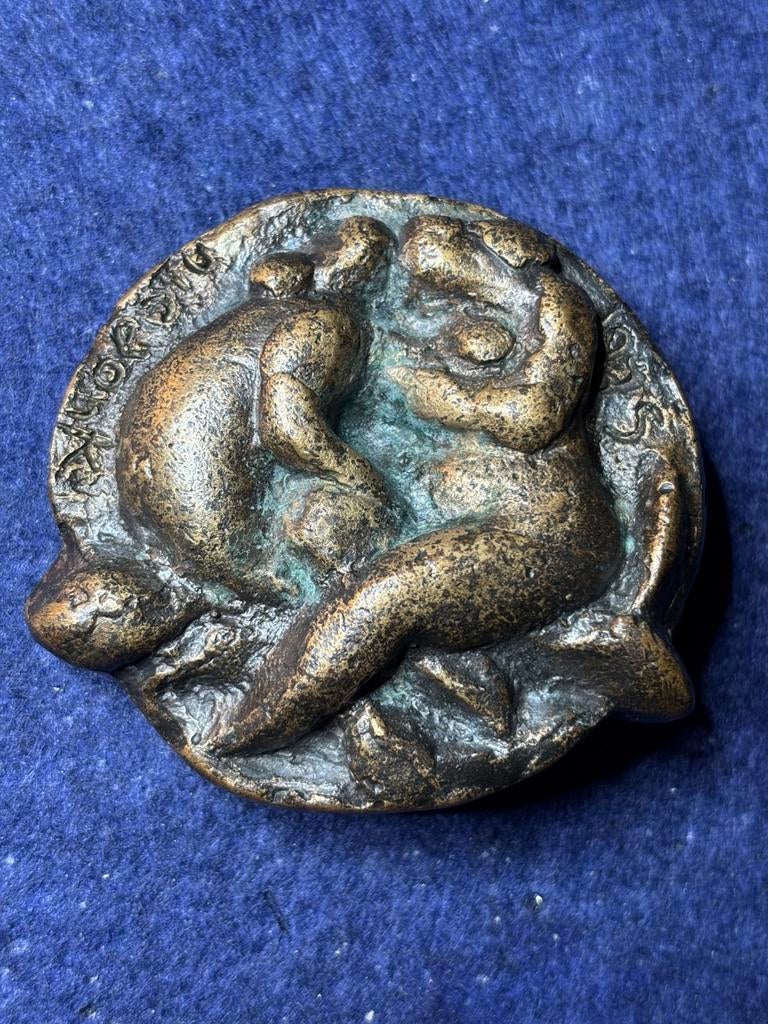 Penning Nereïde op Triton door Nic Jonk 1975, Ophalen of Verzenden, Overige materialen