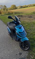 Piaggo zip 50cc 2017 ( TERUIL/TEKOOP), Maximaal 45 km/u, Zip, Ophalen of Verzenden, Zo goed als nieuw