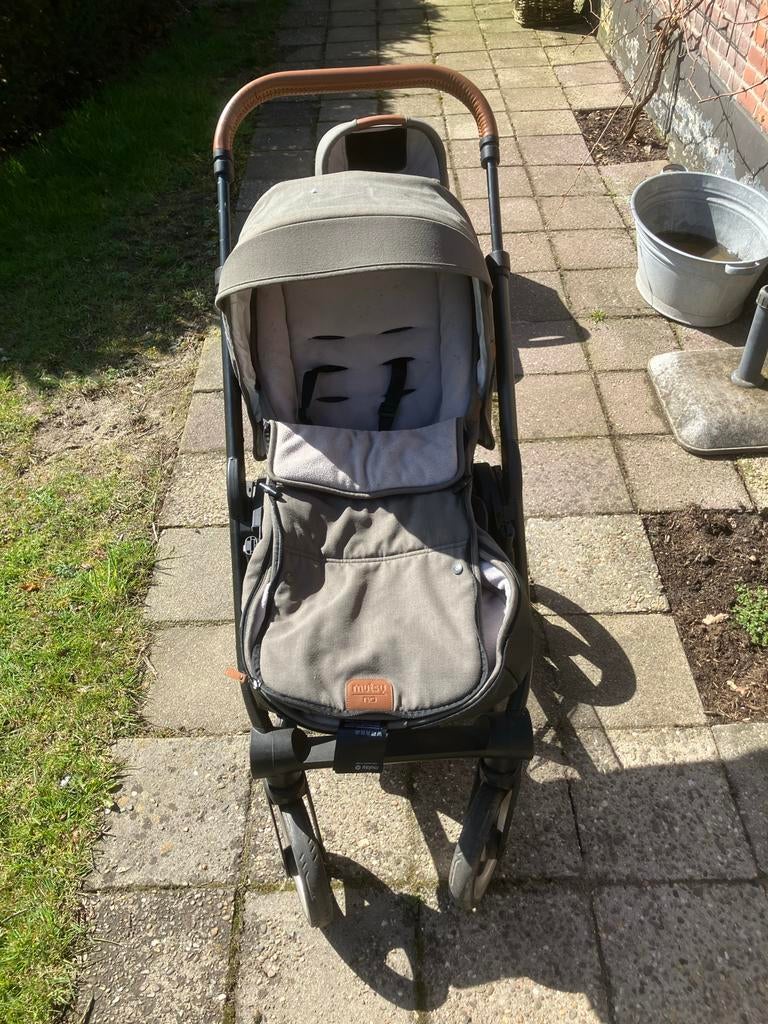 Mutsy Nio kinderwagen - Compleet met reiswieg en zitje, Ophalen, Gebruikt