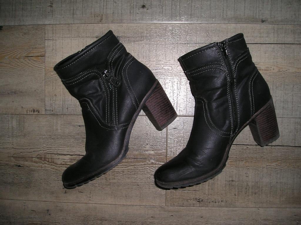 zwarte lage laarzen met hak maat 41, Kleding | Dames, Schoenen, Ophalen, Zwart, Lage of Enkellaarzen, Zo goed als nieuw