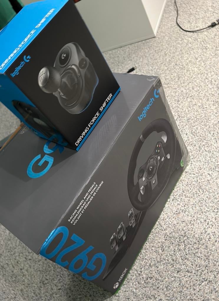 Logitech g920 met schakel poke en adapter voor ps en xbox, Spelcomputers en Games, Spelcomputers | Sony PlayStation Consoles | Accessoires