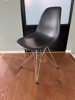 Eetkamerstoel DSR Vitra, Ophalen, Zo goed als nieuw, Zwart, Eén