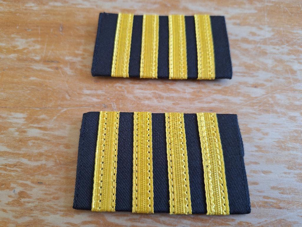 Set epauletten gezagvoerder/captain, Ophalen of Verzenden, Zo goed als nieuw, Patch, Badge of Embleem