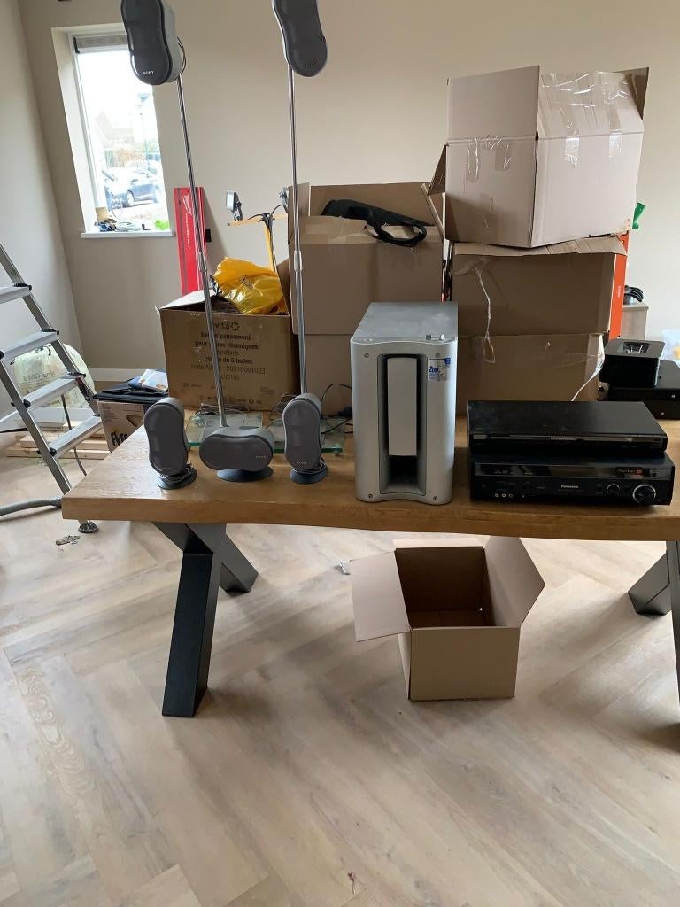 sony 5.1 surround set, Audio, Tv en Foto, Home Cinema-sets, 70 watt of meer, Ophalen of Verzenden, Zo goed als nieuw, 5.1-systeem