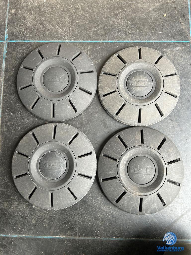 ORIGINELE MAN TGE naafkap naafdop wieldop set zwart