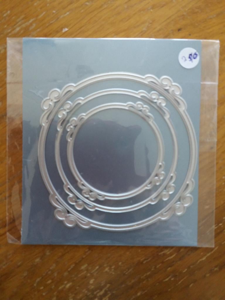 3dlg ronde mal. 10,5 x 10.5, Ophalen of Verzenden, Nieuw, Overige thema's, Pons of Mal