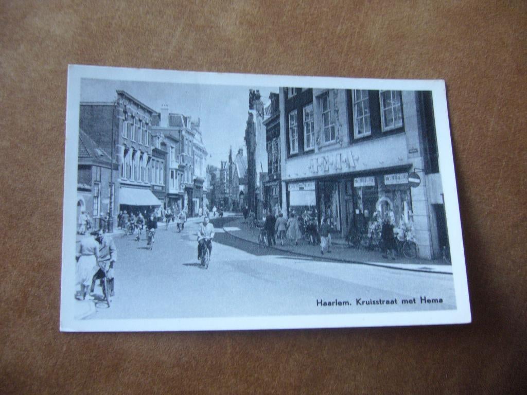 HAARLEM  =  KRUISSTRAAT MET HEMA, Ophalen of Verzenden, 1940 tot 1960, Gelopen, Noord-Holland