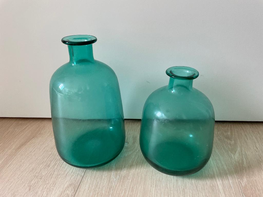 2 vaasjes, Huis en Inrichting, Woonaccessoires | Vazen, Ophalen, Overige kleuren, Minder dan 50 cm, Glas