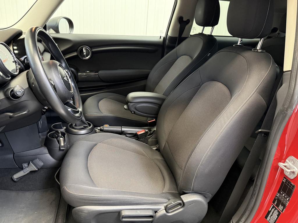 MINI Mini 1.2 One Business NAVIGATIE-AIRCO-LMV-CRUISE CONTRO, Auto's, 12 maanden, Stof, Gebruikt, Euro 6