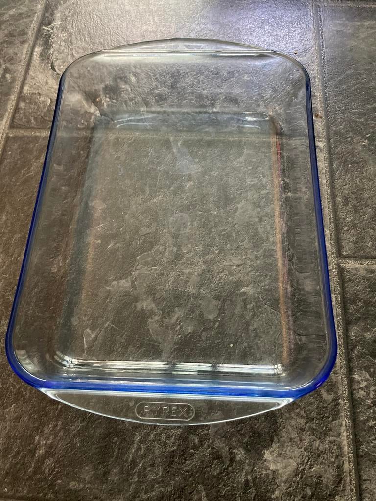 Pyrex ovenschaal, Ophalen of Verzenden, Zo goed als nieuw, Glas, Overige typen