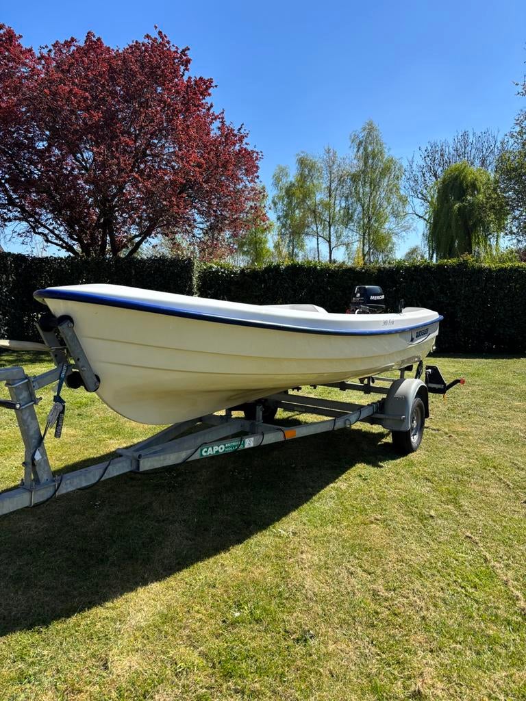 QuickSilver 360 Fish polyester motorbootje, Watersport en Boten, Vis- en Consoleboten, Ophalen, Tot 10 pk, Zo goed als nieuw, 3 tot 6 meter