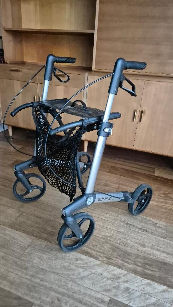 Lichtgewicht rollator, Gemino 30, Diversen, Rollators, Ophalen, Opvouwbaar, Gebruikt