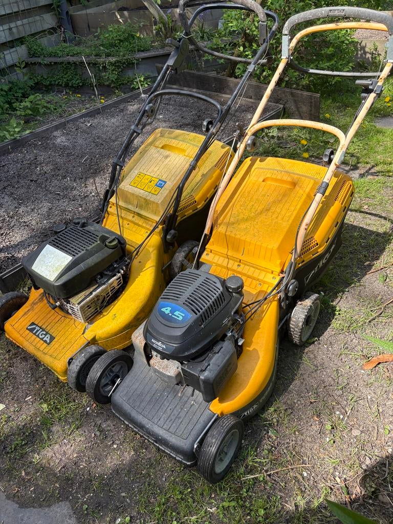 Stiga benzine grasmaaiers - 2 stuks, Ophalen, Cirkelmaaier, Gebruikt, 40 t/m 49 cm