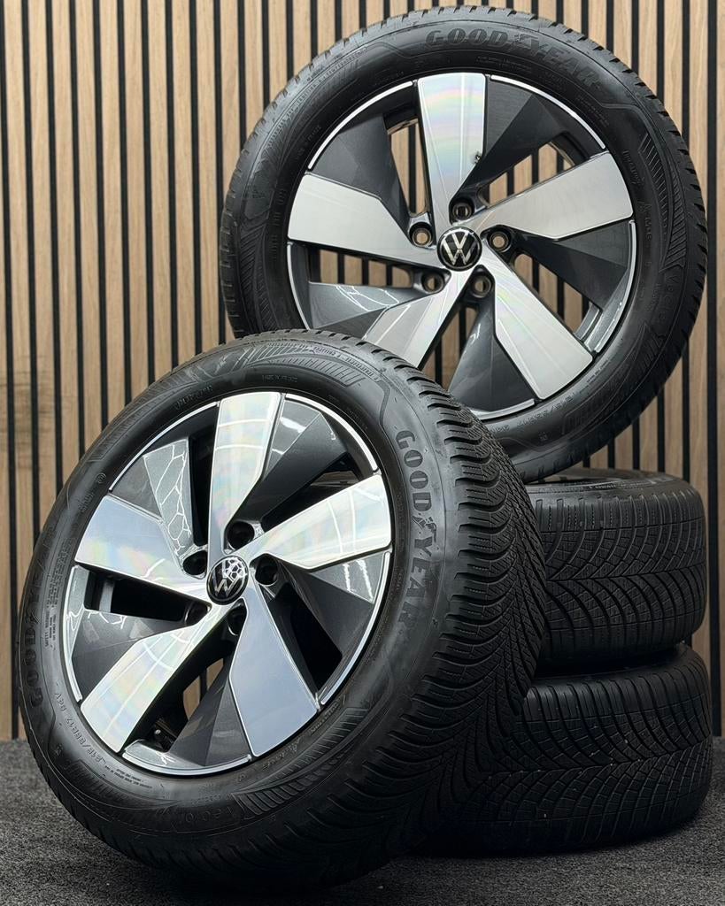 Originele 17 inch VW Passat B9 Bologna 5x112 ET41 All Season, Ophalen, 215 mm, ., Banden en Velgen