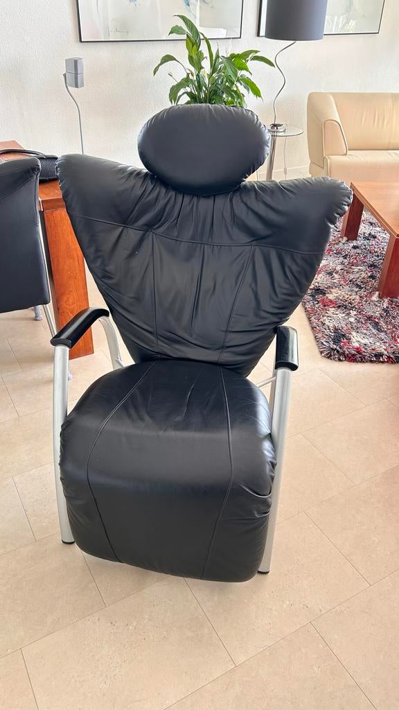 Bonaldo Goraco relexstoel, zwart leer, Ophalen of Verzenden, Zo goed als nieuw, 50 tot 75 cm, Leer