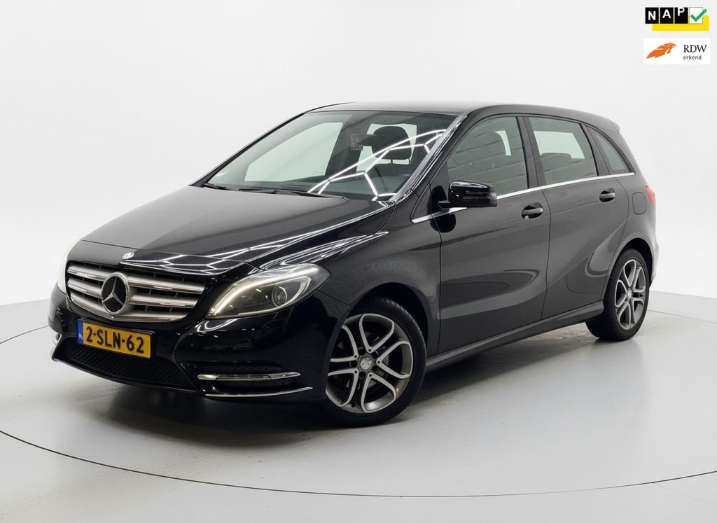 Mercedes-Benz B-klasse 180 Ambition AUTOMAAT CRUISE NAP, 1325 kg, Gebruikt, 4 cilinders, Bi-Xenon koplampen