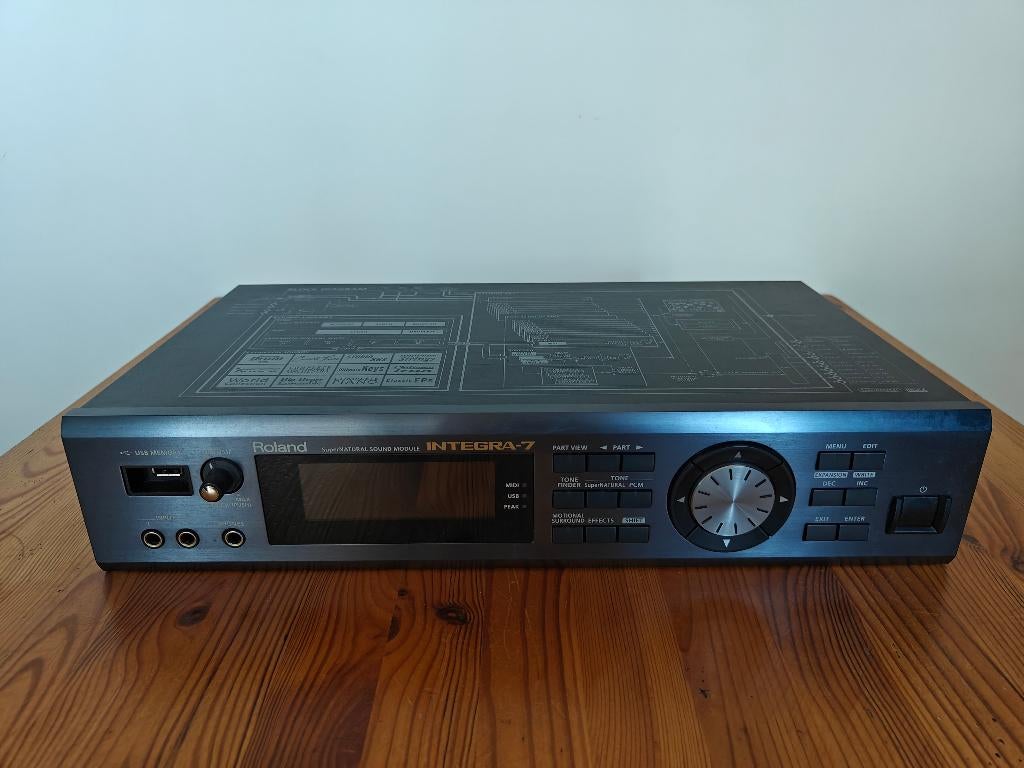 Roland INTEGRA-7 | SuperNATURAL Sound Module, Muziek en Instrumenten, Ophalen of Verzenden, Zo goed als nieuw, Roland