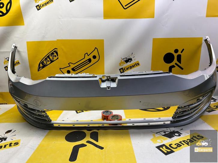 Voorbumper Volkswagen Golf 8 bumper 5H0807221H, Auto-onderdelen, Carrosserie en Plaatwerk, Bumper, Volkswagen, Voor, Gebruikt