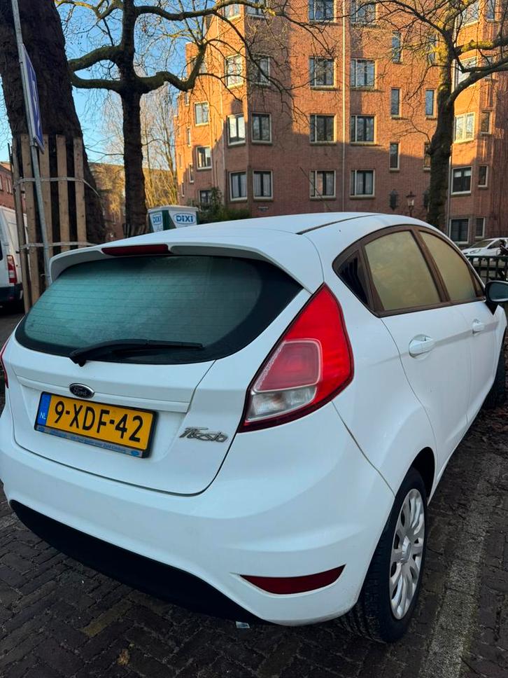 Ford Fiësta 1.0 65PK 5D S/S 2014 Wit, Auto's, Ford, Bedrijf, Fiësta, Benzine, A, Hatchback, Handgeschakeld, Origineel Nederlands