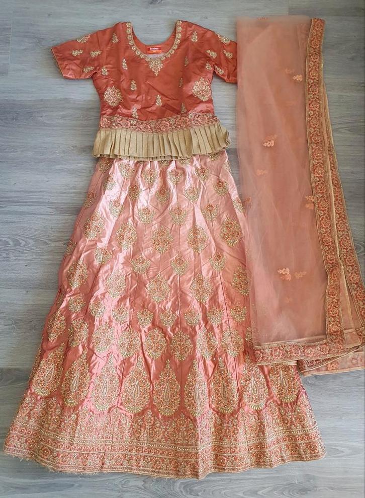 Indiase Hindoestaanse Bollywood Afghaanse Lehnga Choli mat S, Kleding | Dames, Gelegenheidskleding, Zo goed als nieuw, Overige typen