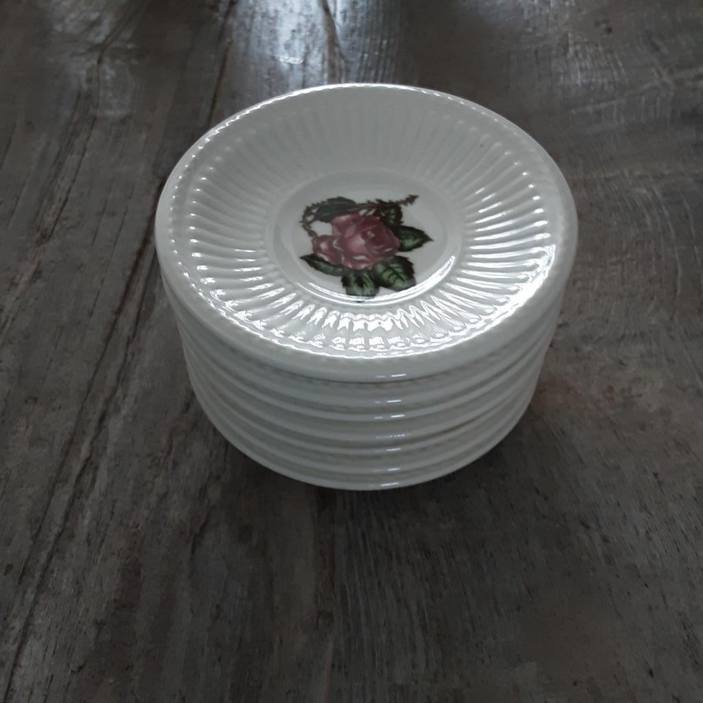8 Wedgwood Moss Rose theezakjes houders, Ophalen, Overige typen, Zo goed als nieuw, Wedgwood