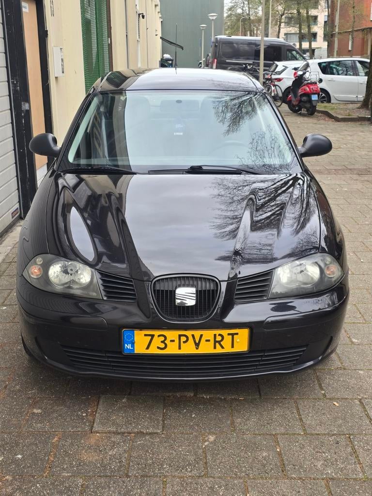 Seat Ibiza 1.4 16V 55KW AUT 2005 Zwart, Stof, 4 cilinders, Origineel Nederlands, Bedrijf